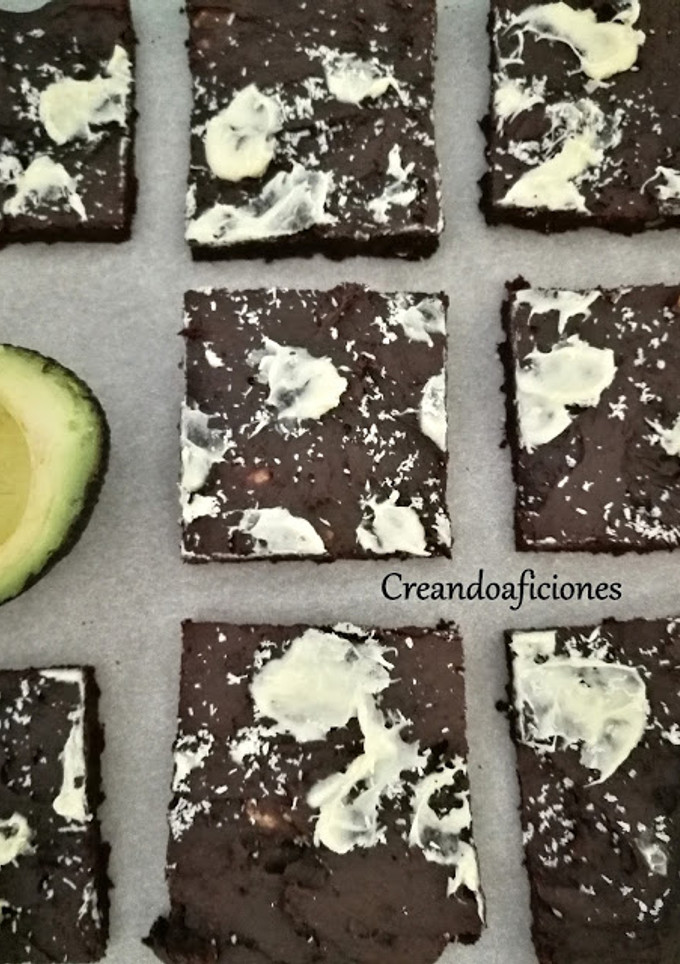 Una foto de Brownie de aguacate
