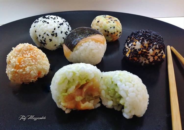 Temarizushi California, temarizushi di verdure e temarizushi di salmone