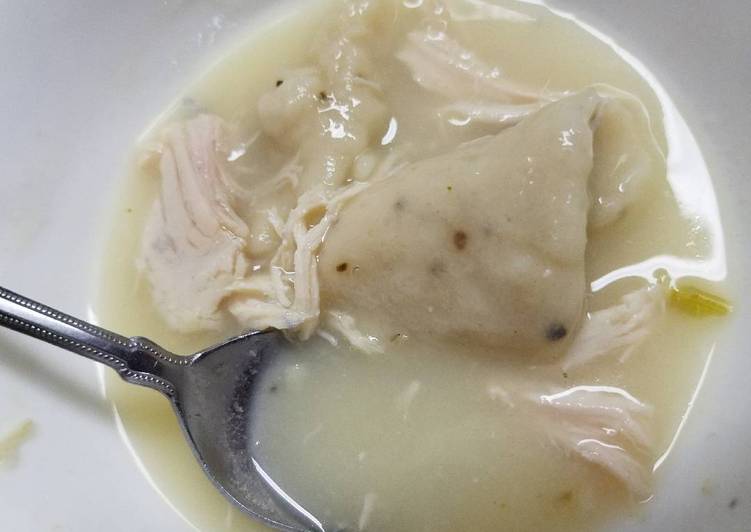 How to Serve Yummy Chicken and Dumplings