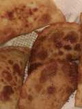 Empanadas de cesina o carne de res vacuna resecada en el sol