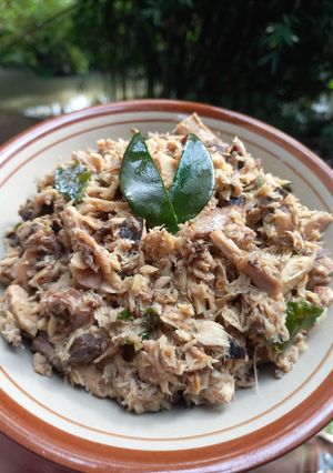 Foto resep Tongkol suwir daun jeruk