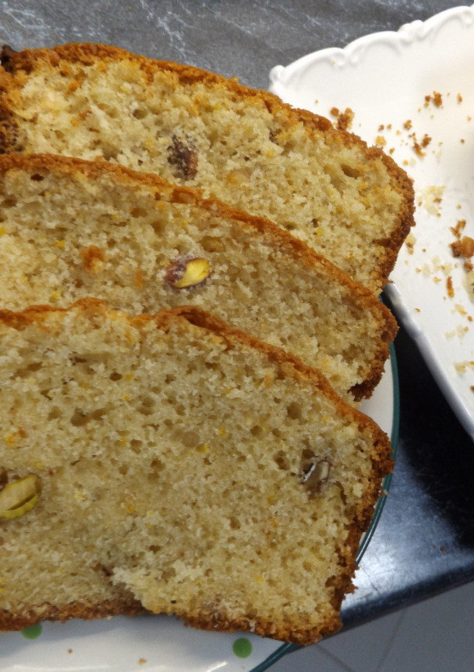 Una foto de Budín con frutos secos y aguardiente