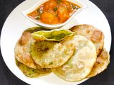 কড়াইশুটির কচুরি (karaishutir kachori recipe in Bengali)