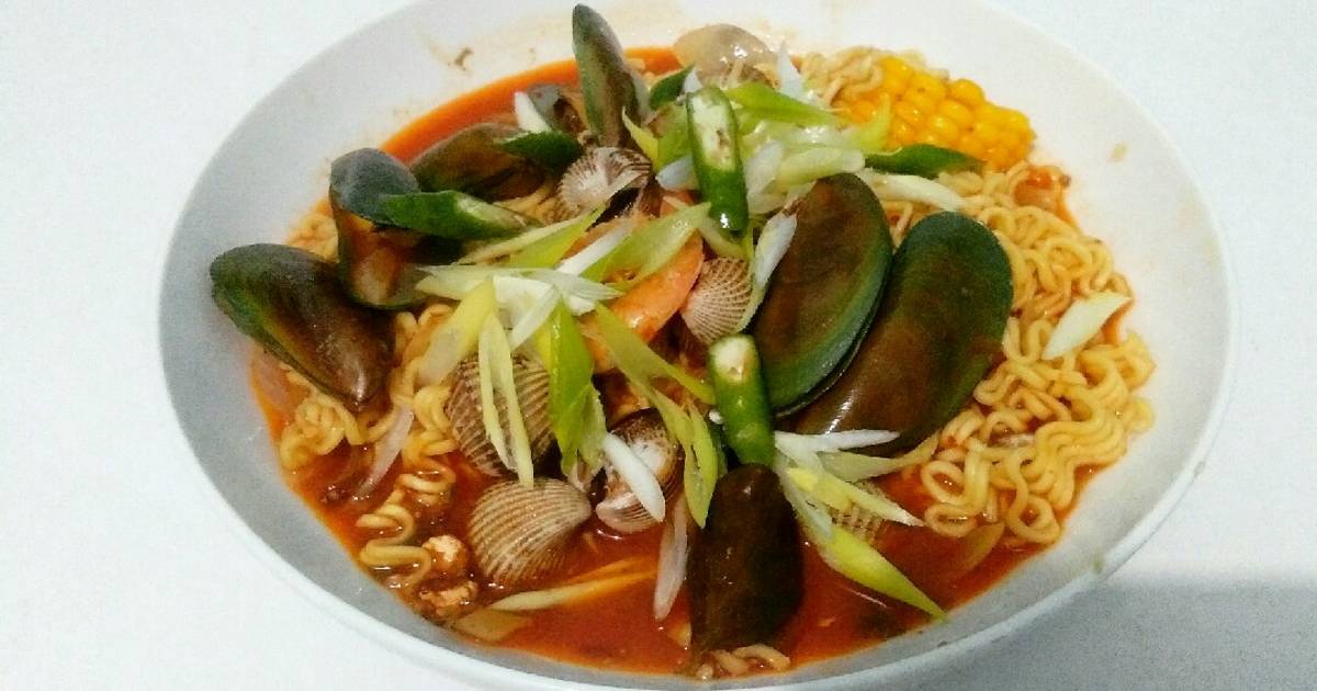 Resep Jjampong (mie Seafood Pedas Ala Korea) Oleh Kiki_Nomuyepo - Cookpad