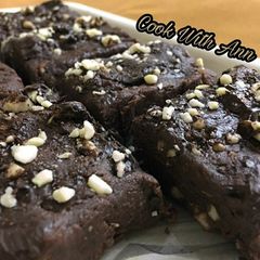 A picture of Chocolate Burfi/ Fudge.