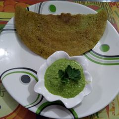 A picture of Instant Rice & coriander dosa.