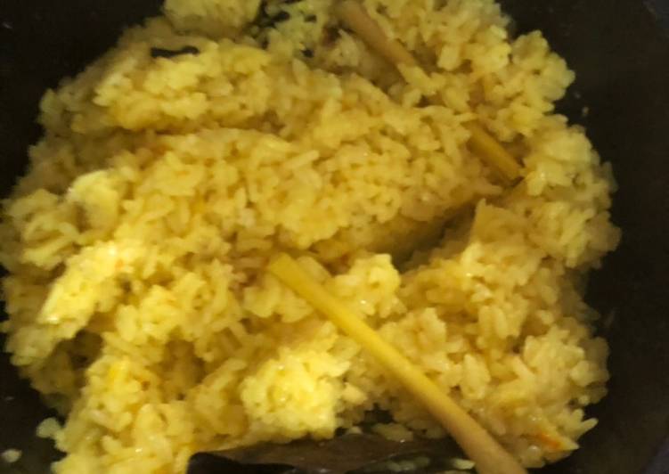 Nasi Kuning Rempah