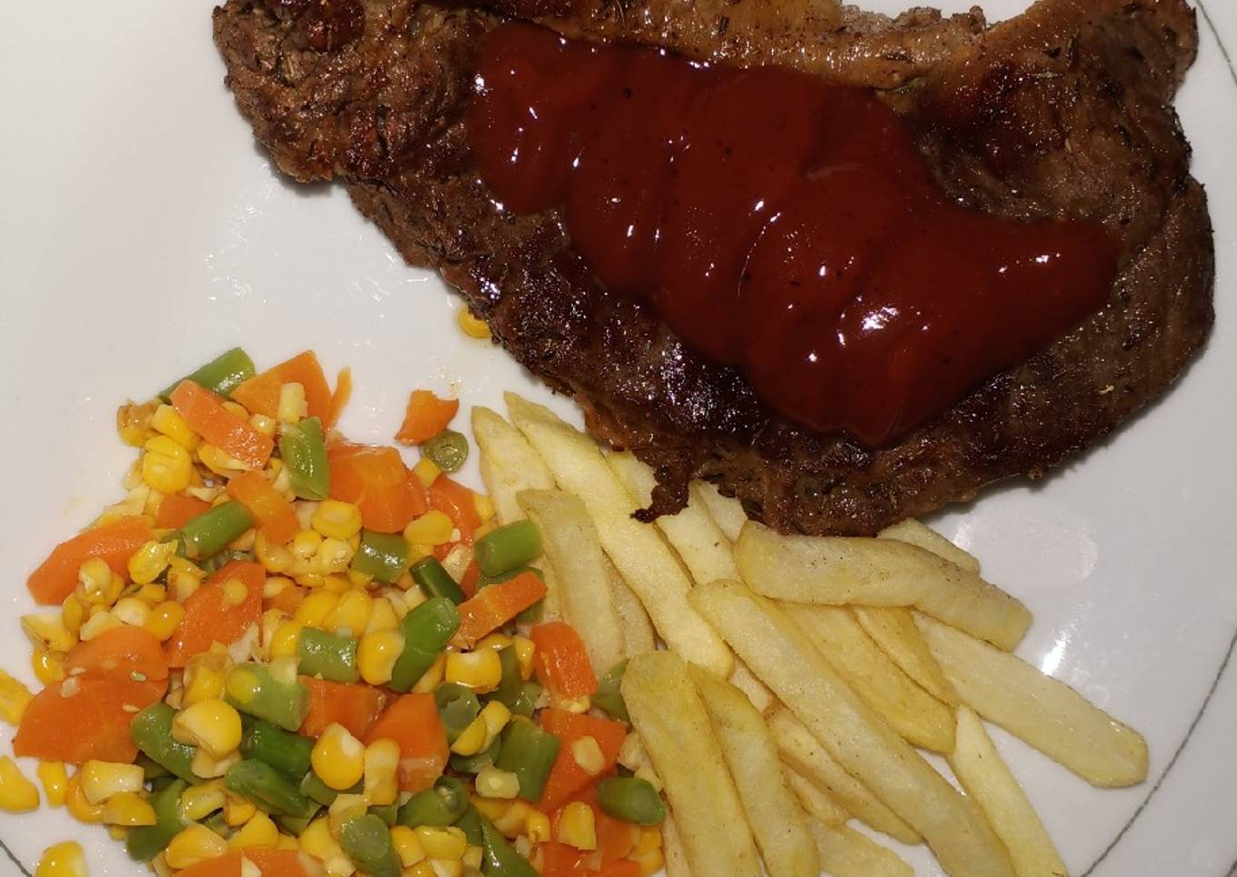 Sirloin steak homemade saus barbeque