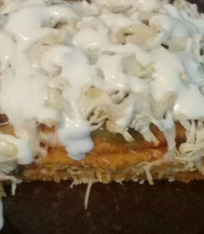 Una foto de Soufflé de enchiladas Potosinas