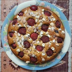 A picture of Strawberry Dryfruits Cake.