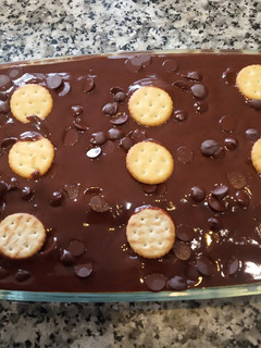 Una foto de Tarta de galletas o de la Abuela con flan Potax y chocolate Valor