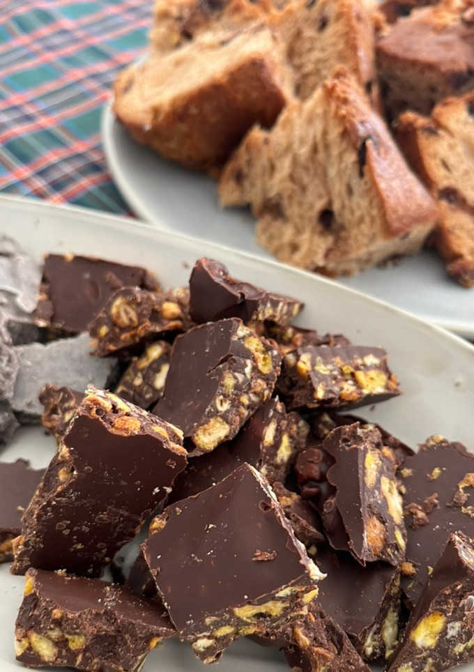 Una foto de Turrón de chocolate con kikos