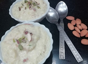 A picture of Banana Kheer.