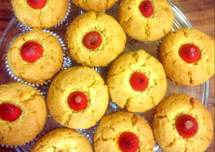 Steps to Make Quick Corn Dog Mini Muffins