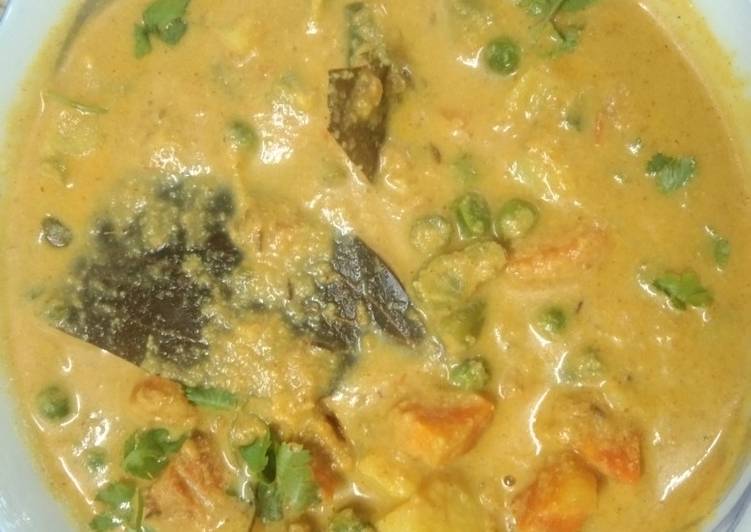 Recipe of Quick Hyderabadi Mixed Vegetables Korma