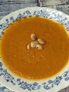 Una foto de Puré de verduras (aprovechamiento)