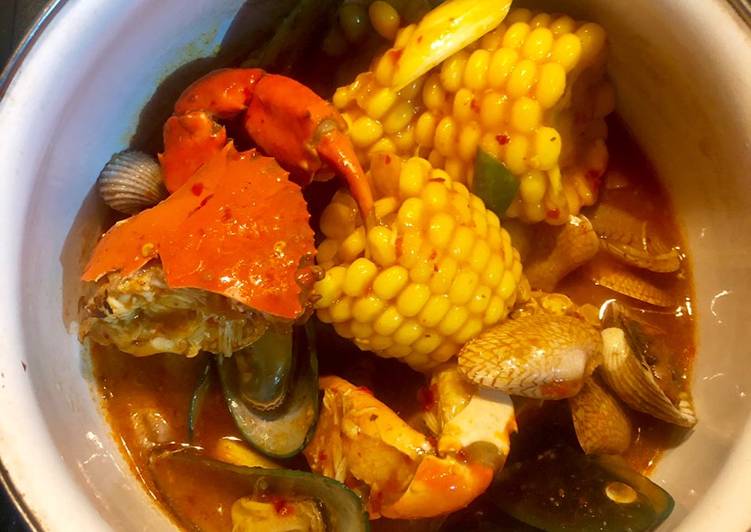 Resep Mix Seafood bumbu Saus Padang oleh nihayanurul Cookpad