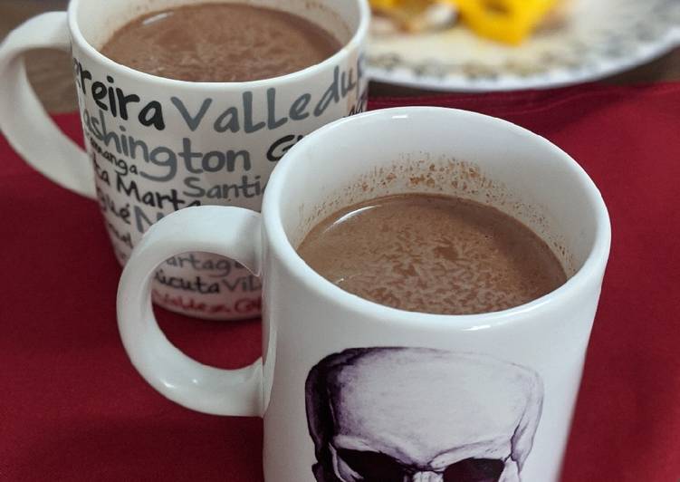 Chocolate quente com cachaça