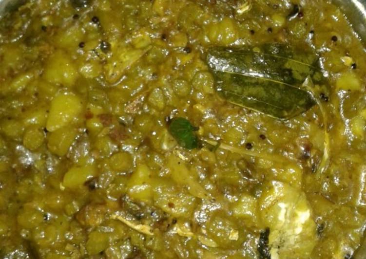 Bhanga sukto (broken curry with fish head portion)