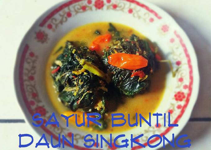 Langkah Mudah untuk Membuat Sayur Buntil Daun Singkong, Enak