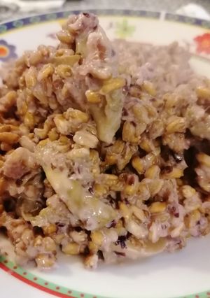 Foto di Farro con crema di radicchio e funghi light 💜🍄