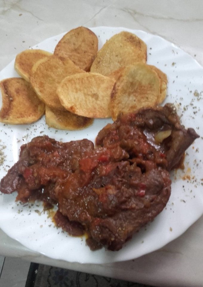 Una foto de Caldereta de cuello de cordero