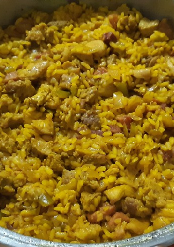 Una foto de Arroz con carne para "señoritos"