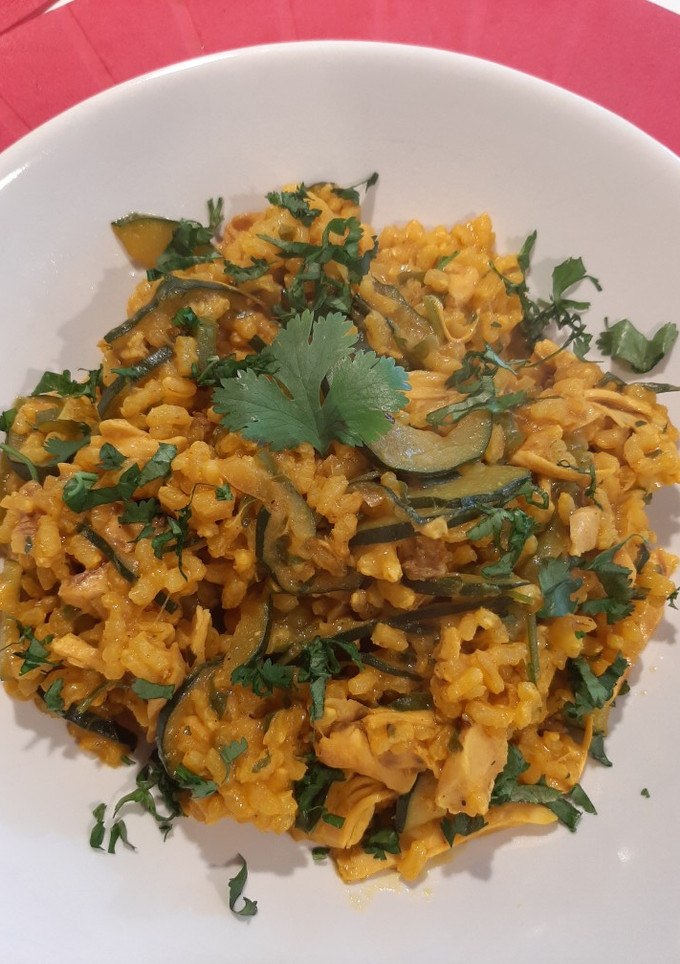 Una foto de Arroz con pollo