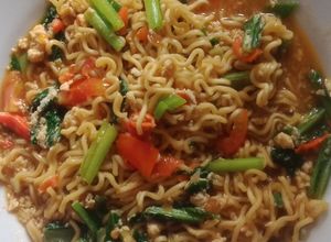 Foto resep Mie nyemek Indomie goreng praktis