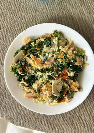 Una foto de Tortilla keto de espinaca y pollo