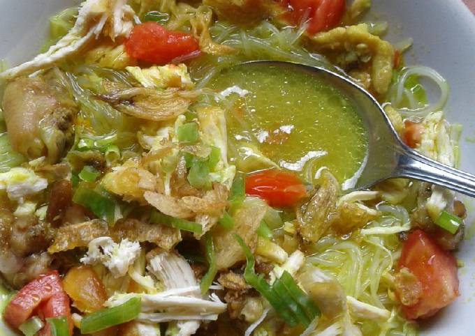 Soto Ayam Kuah Kuning