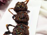 Chocolate biscuit muffins