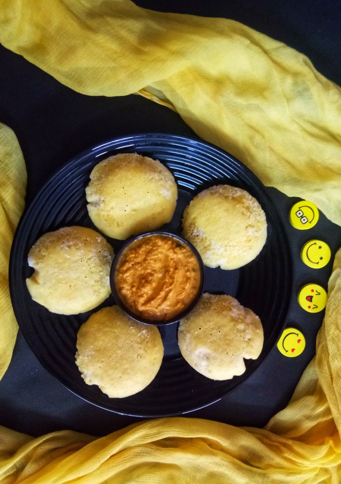 மக்கா சோள இட்லி (Makkaasola idli recipe in tamil) செய்முறை முக்கிய புகைப்படம்