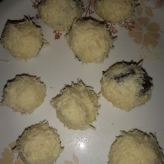 A picture of Coconut cookies.