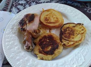 Una foto de Torrejas de papa y queso pategras