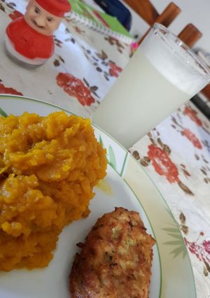 Una foto de Croquetas de arroz con puré de zapallo