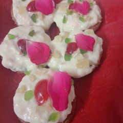 A picture of Shahi Tukda.