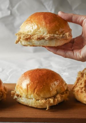 A picture of Meat Floss Bun [Tangzhong Method].