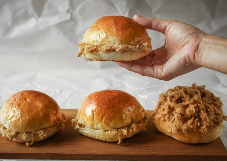 Meat Floss Bun [Tangzhong Method]