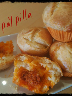 Una foto de Magdalenas de sobrasada y queso