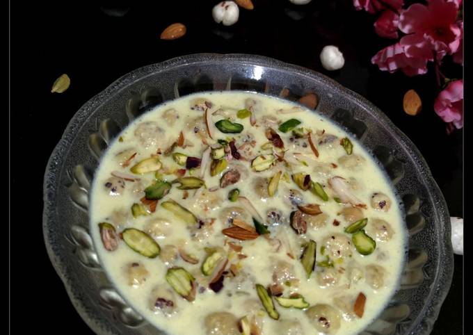 "Shahi Makhana kheer"