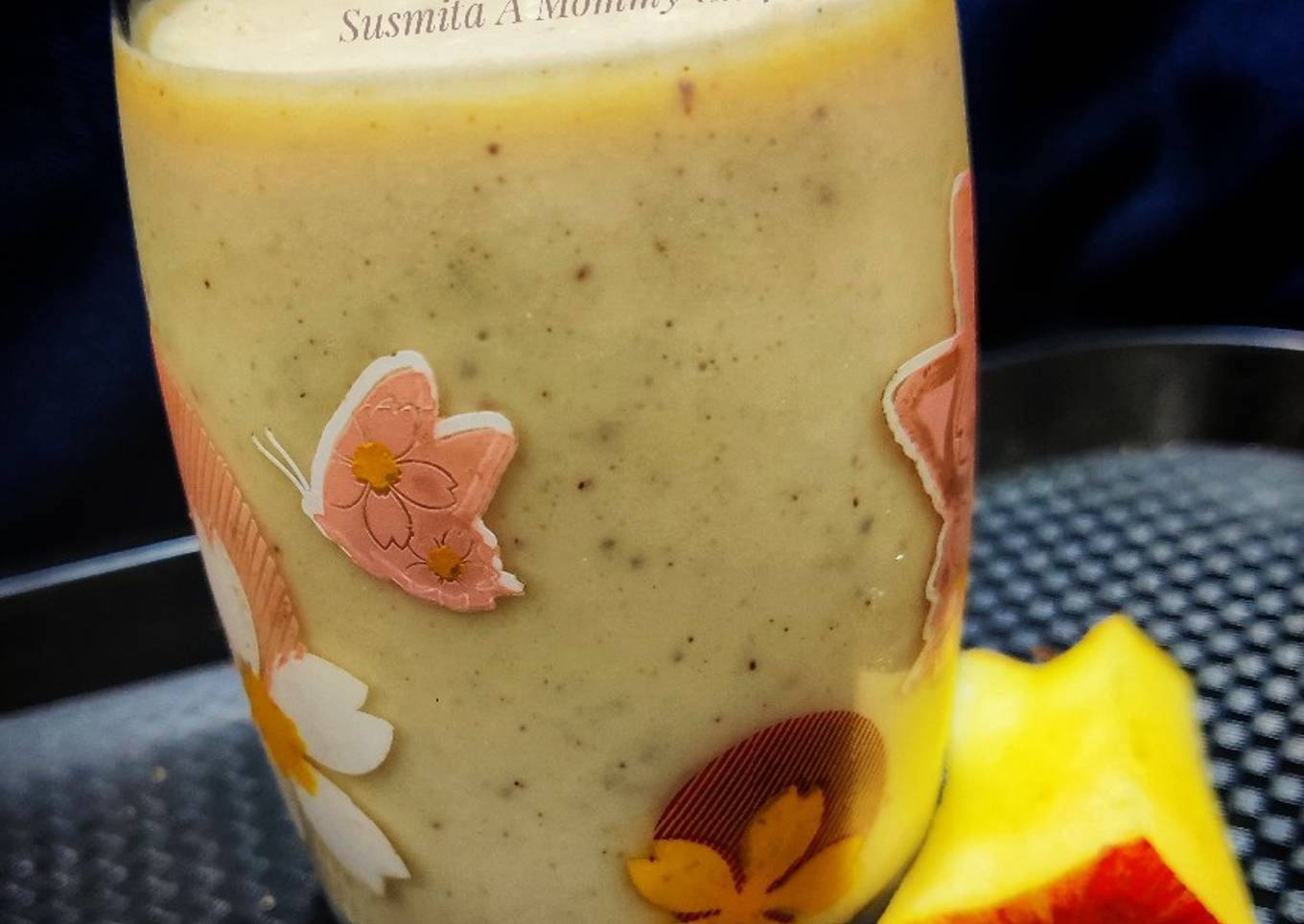 Apple banana smoothie