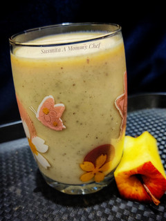 A picture of Apple banana smoothie.