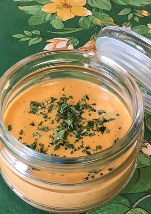 Une photo de Sauce salade citron poivron moutarde et melfor