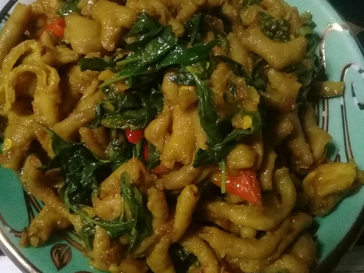 Langkah Gampang Membikin Resep Usus ayam bumbu kuning kemangi pedas yang Sempurna Anti Ribet, Lezat Sekali