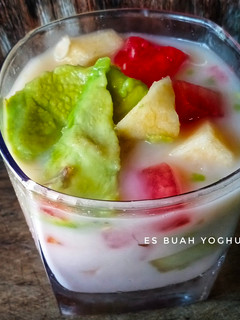 Foto resep Es Buah Yoghurt