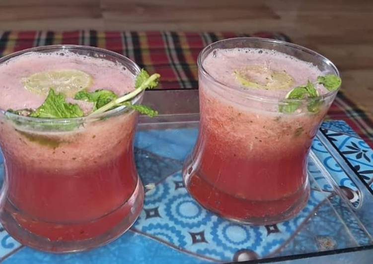 Step-by-Step Guide to Prepare Speedy Watermelon Mojito