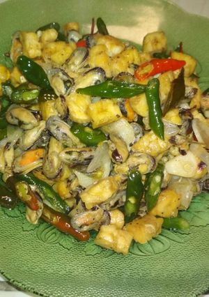 Foto resep Kerang hijau tumis tempe cabe ijo