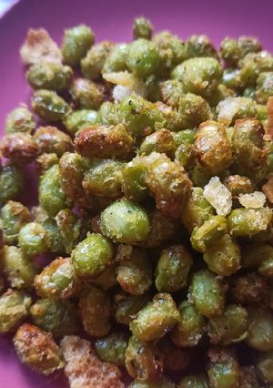 Una foto de Edamame en airfryer
