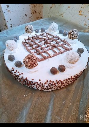 صورة لوصفة كيكة اسفنجيه بشيز كيك